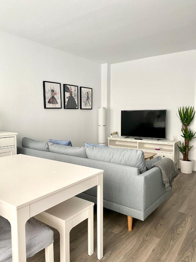 Nuevo Apartamento Conil WIFI y AIRE AC SOLO PAREJAS O FAMILIAS Conil De La Frontera Exterior foto